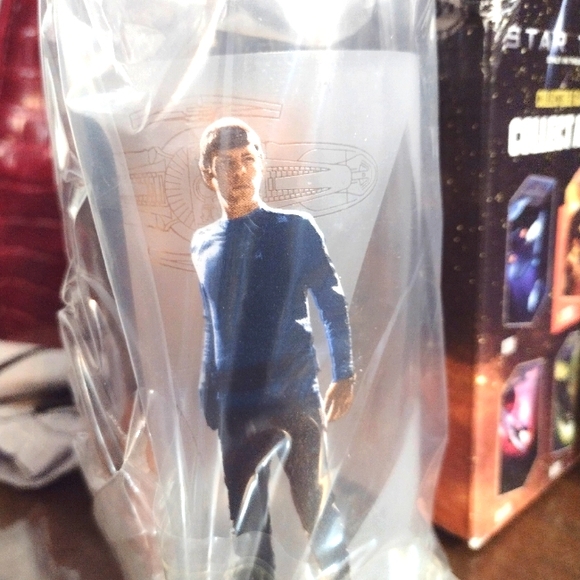 Star Trek Collectable Glasses Kirk, Spock, Uhura, Nero. - Picture 7 of 11